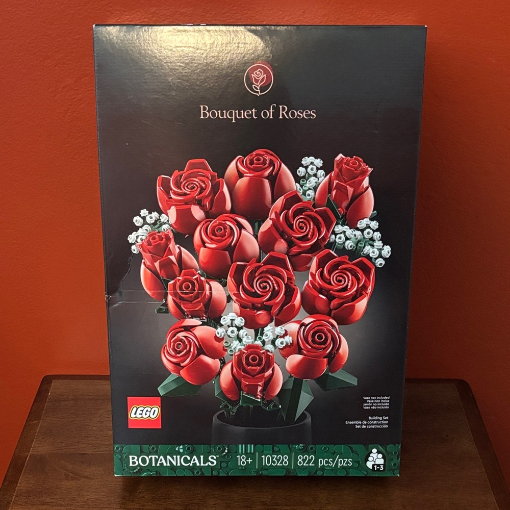 LEGO Bouquet of Roses Set - Red and Green